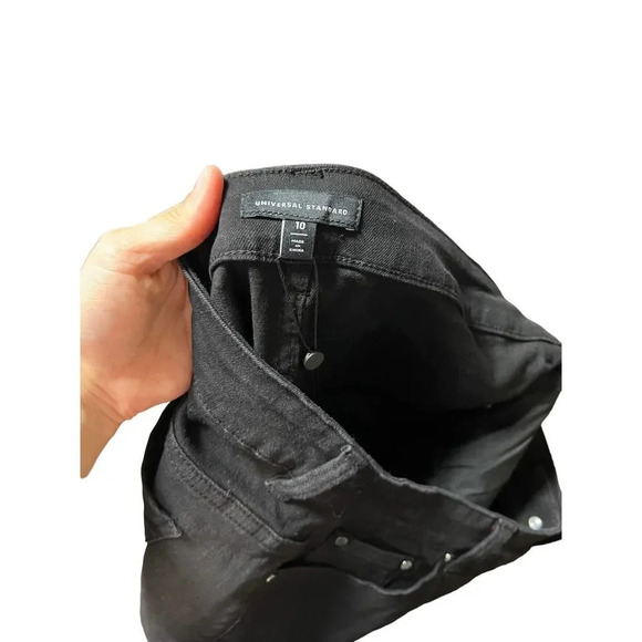 Universal Standard Bae Denim Shorts  NWT size 10 - Picture 6 of 7